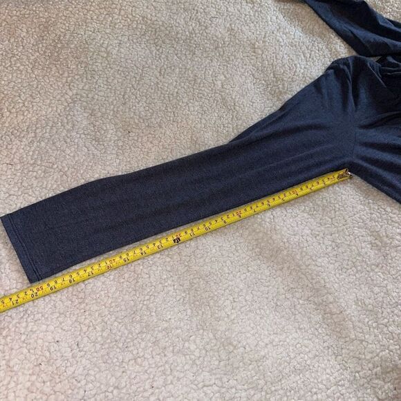 Nike Women’s Blue White Penn State Long Sleeve Shirt Size Large - Picture 9 of 10